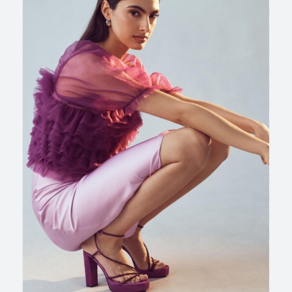 Brand New ENDLESS ROSE ORGANZA RUFFLE CROP TOP - Picture 3 of 9